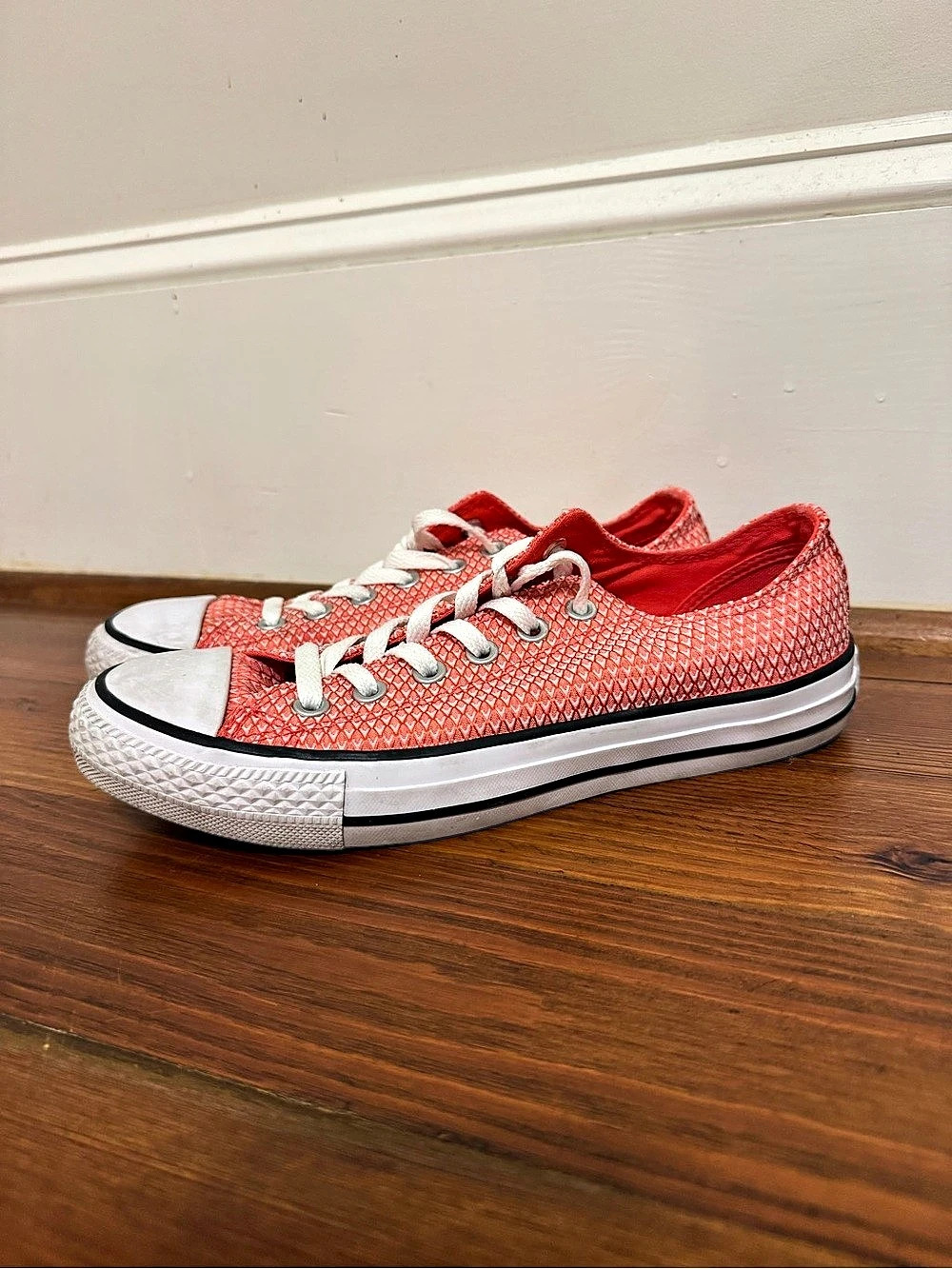 Converse Chuck Taylor Coral Geometric Sneakers US 8
